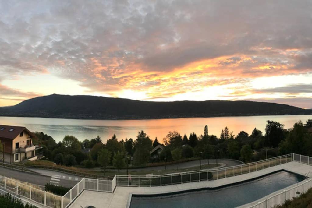 Roc & Lac - Terrasse Vue Lac, Piscine, Parking Veyrier-du-Lac Exterior photo